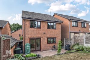 Photo 16- click for photo gallery